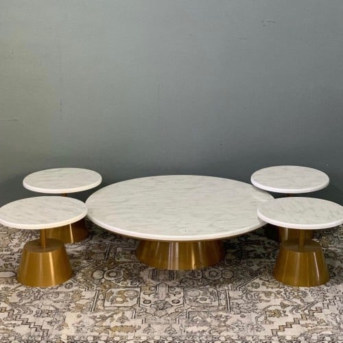 طاولات ضيافة