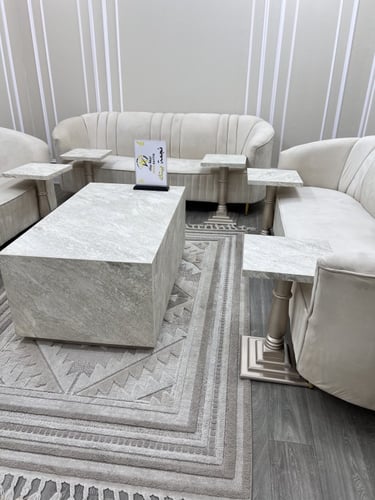 طاولات ضيافة