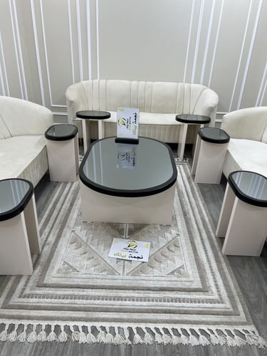 طاولات ضيافة