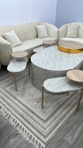 طاولات ضيافة