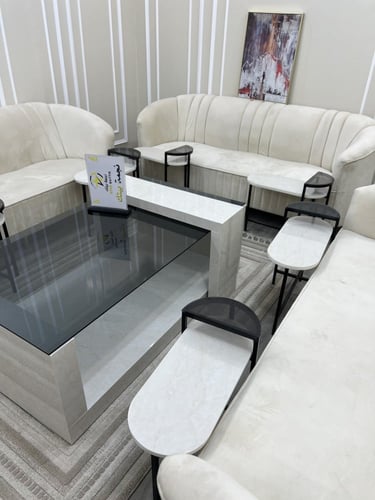 طاولات ضيافة