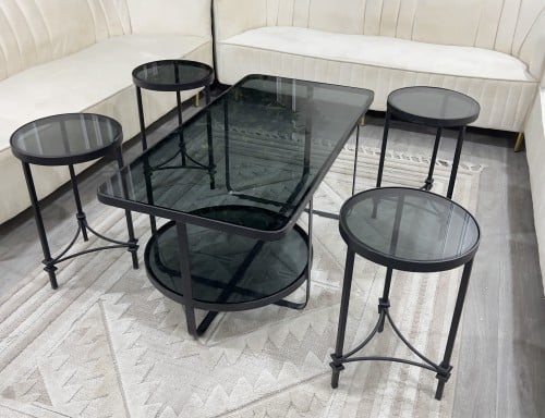 طاولات ضيافة