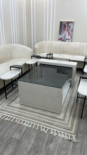 طاولات ضيافة