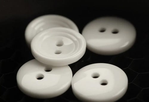 أزرار بيضاء MTX-502