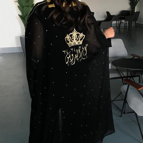 بشت نسائي أسود تطريز ذهبي