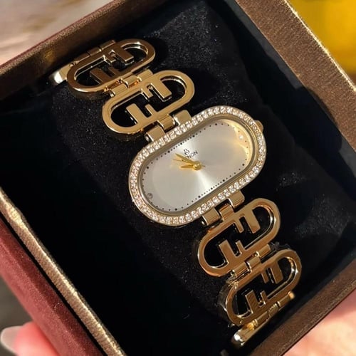 بوكس هدايا نسائي فاخر بتصميم خاص