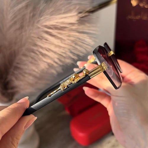 بوكس إكسسوارات نسائية فاخرة بتصميم خاص