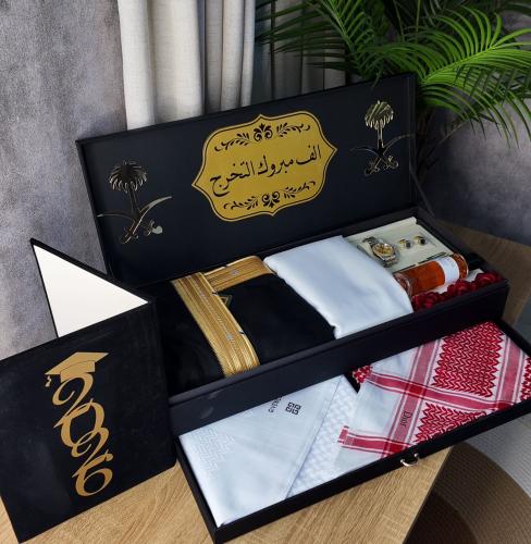 بوكس تاج التخرج 2026