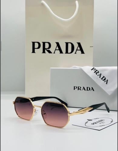 نظارة شمسية اطار اسود مع ذهبي عدسات بنكي مستطيل