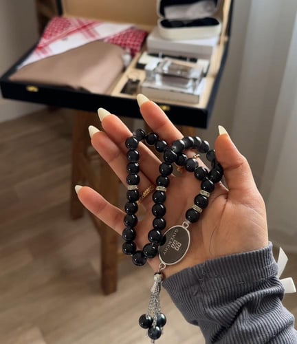 بوكس جفنشي الأنيق