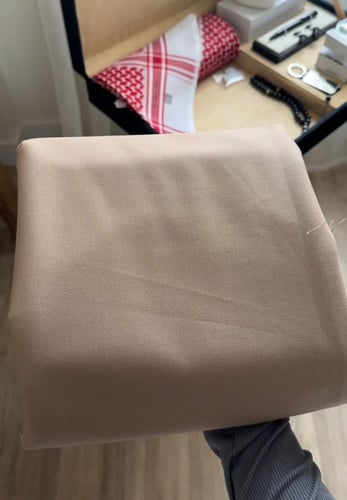 بوكس جفنشي الأنيق