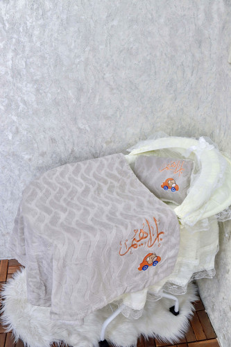 بطانيه اطفال الجوده مع تطريز اسم حسب الطلب