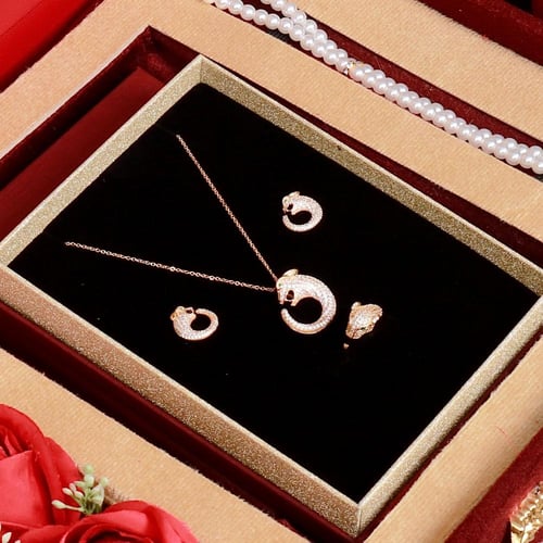 سحر الأناقة النسائي من كارتير