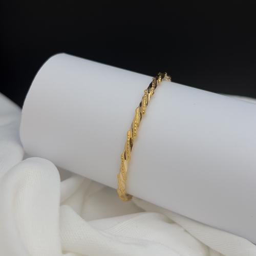 غوايش ذهب عيار 21 تصميم مبروم بلمسة عصرية وزن 3.7...