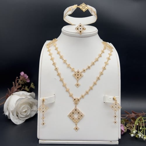 طقم ذهب للخطوبة عيار 21 بتصميم دورين وزن 26.16 جرا...