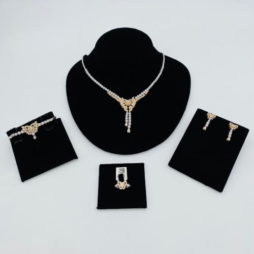 طقم شبكة ذهب ابيض عيار 18 بتصميم أنيق وزن 33.34 جر...