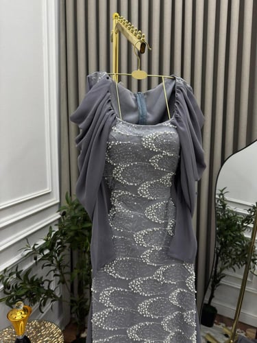 فستان سهره مطرز رصاصي