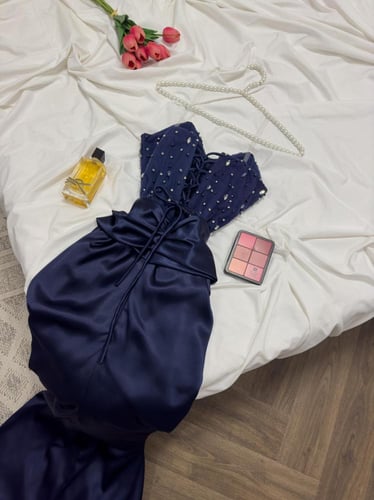 فستان سهرة كحلي