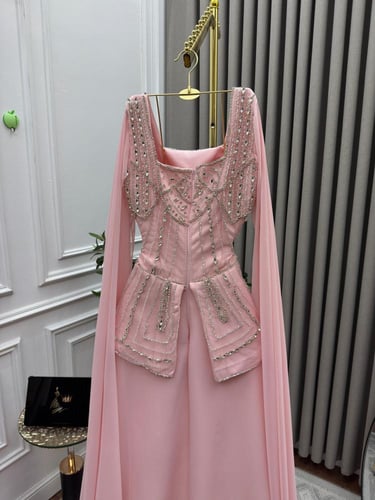 فستان سهره راقي بنك كم طويل