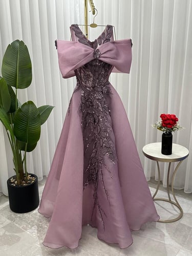 فستان جازار راقي مطرز