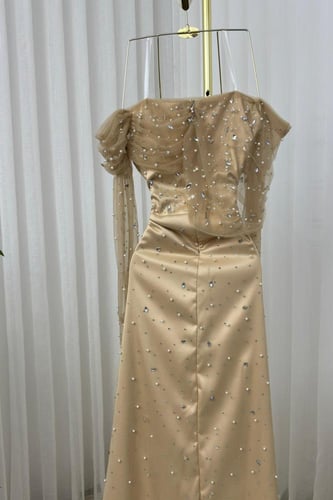 فستان سهره بيج مطرز