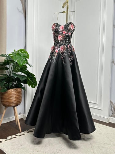 فستان سجى ورود