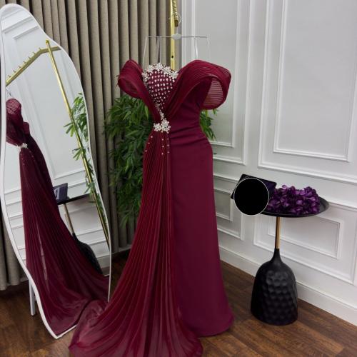 فستان عودي غامق باربي