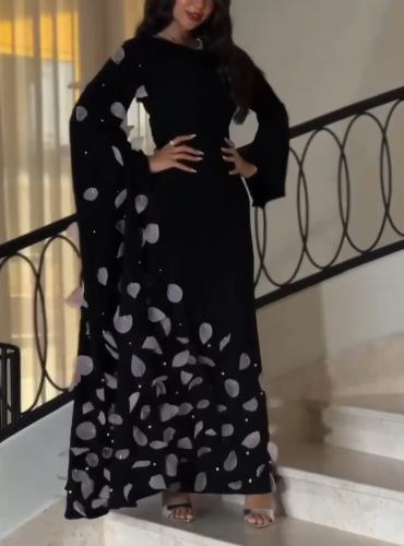 فستان كريب تطريز يدوي