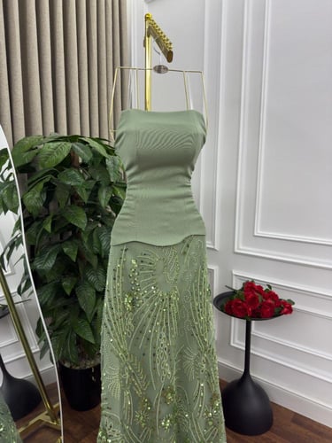 فستان باربي تل مطرز