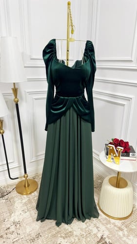 فستان مخمل كوري زيتي