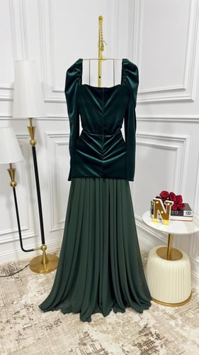 فستان مخمل كوري زيتي