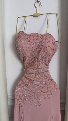 فستان سهره وردي تطريز خرز