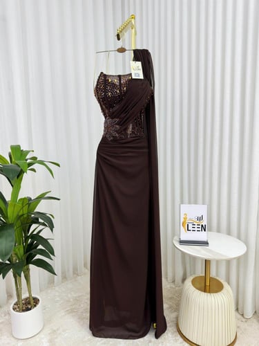 فستان بني سهره