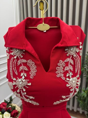 فستان شهد مطرز