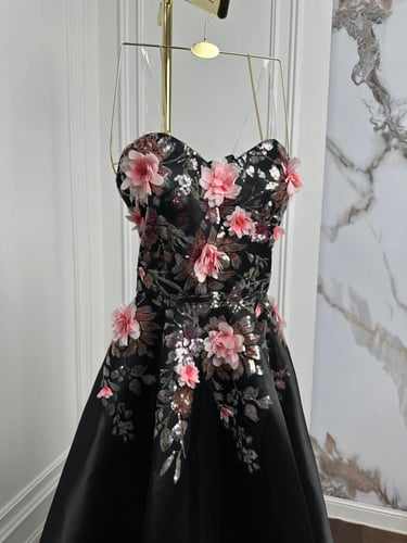 فستان سجى ورود