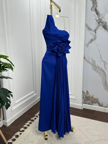 فستان مها نيلي