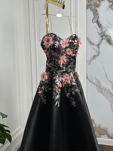 فستان سجى ورود