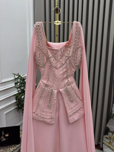 فستان سهره راقي بنك كم طويل