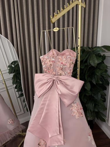 فستان شهد كلاسيك