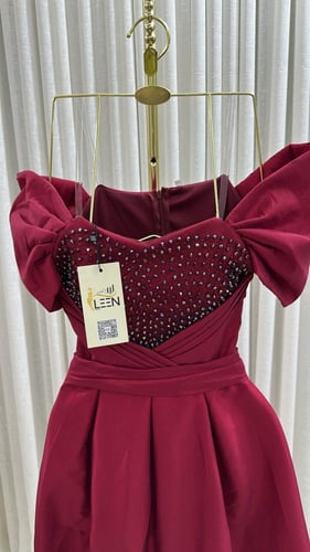 فستان قصير سهرة عودي