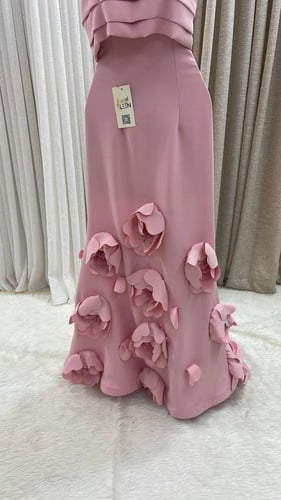 فستان سهره ورد كبير بنك