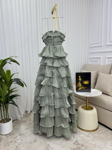 فستان سهره طبقات زيتي