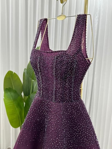 فستان جورجينا مطرز