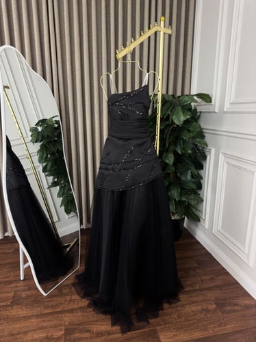 فستان مضاوي سهره لونين