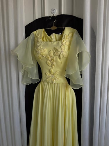 فستان ناعم قصير