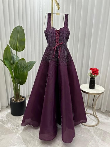 فستان جورجينا مطرز موف