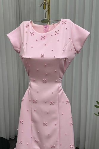 فستان شبابي مطرز