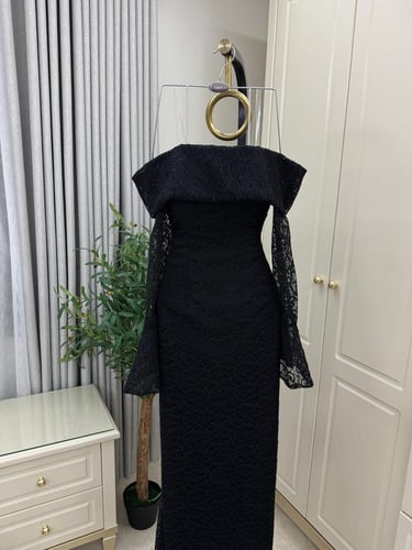 فستان ريناد دانتيل اسود