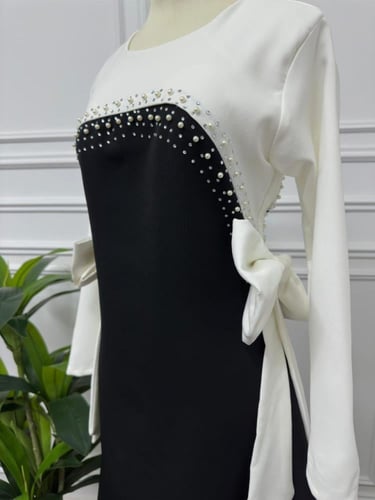 فستان سهرة مطرز