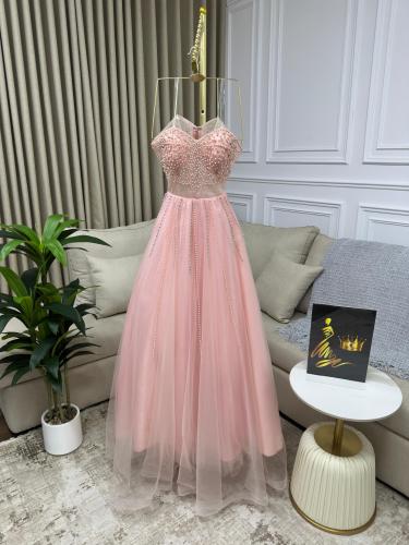 فستان تل مطرز